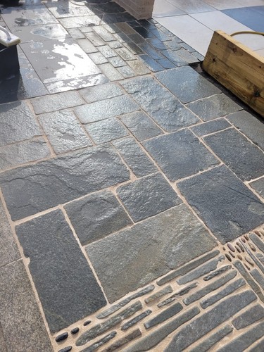 Yorkstone cathederal courtyard - yorkstone,